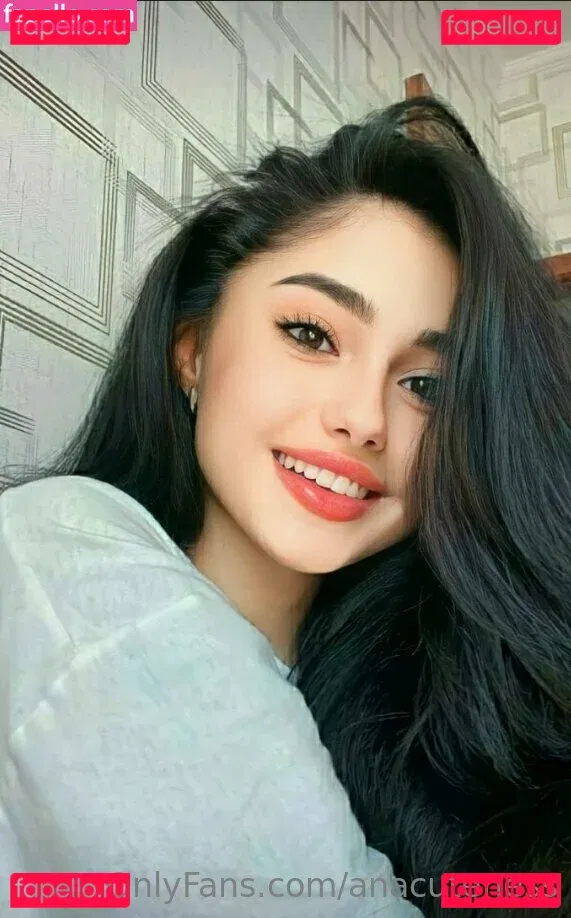 Anacuteness Onlyfans Photo Gallery 