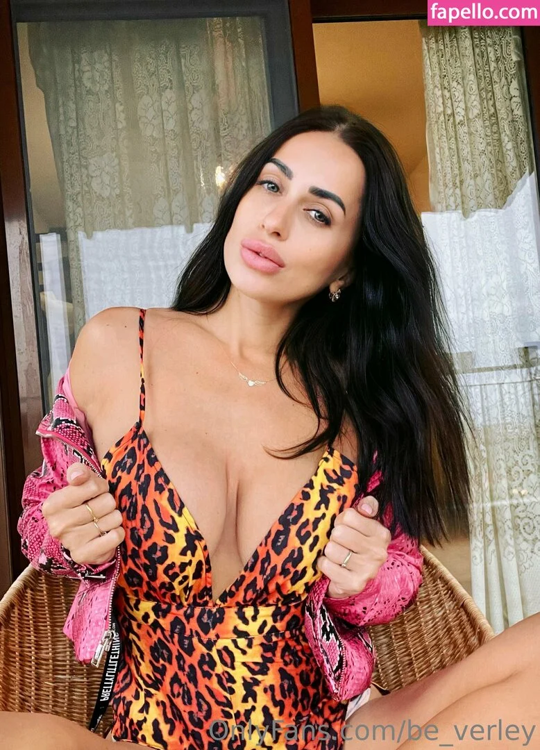 ana_50shades Onlyfans Photo Gallery 