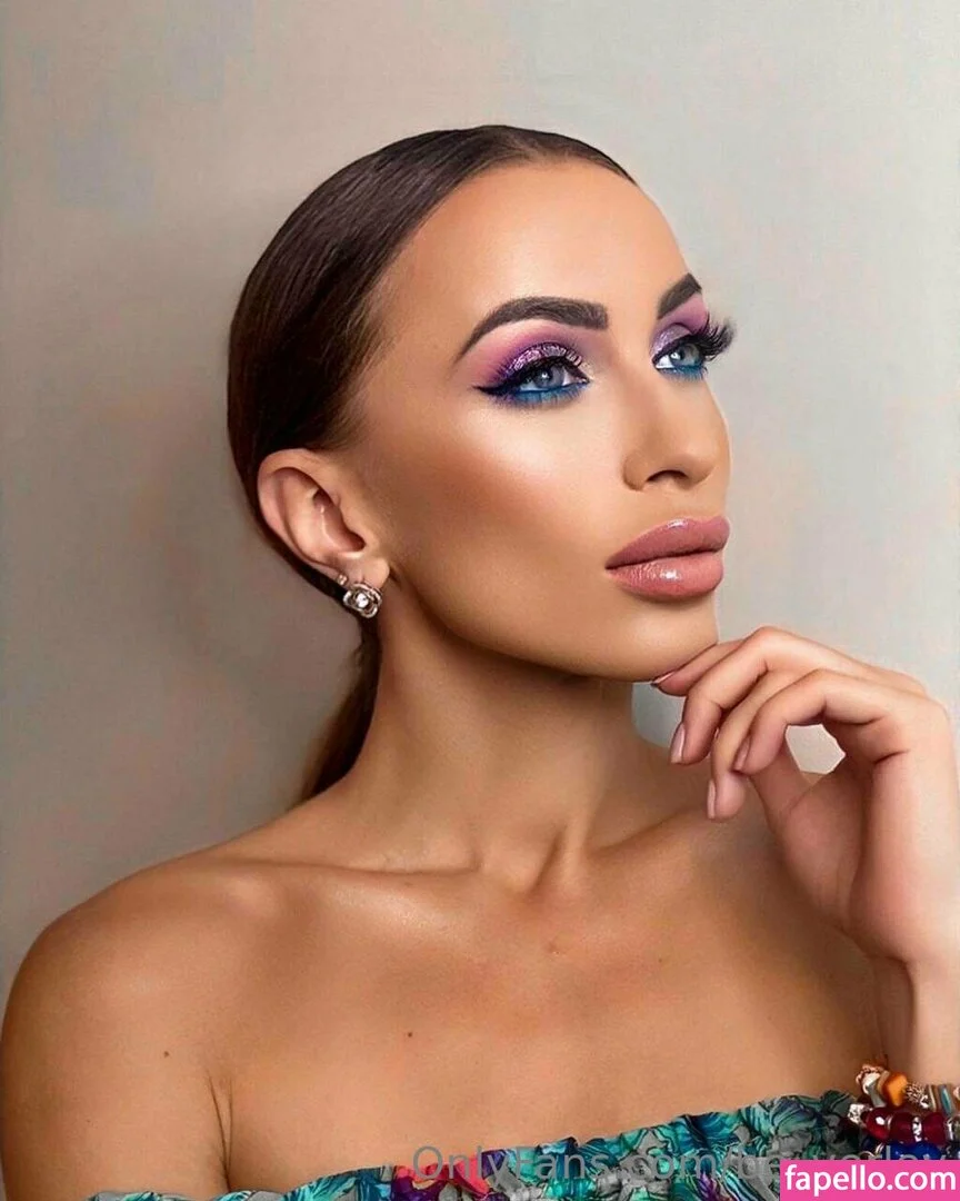 ana_50shades Onlyfans Photo Gallery 