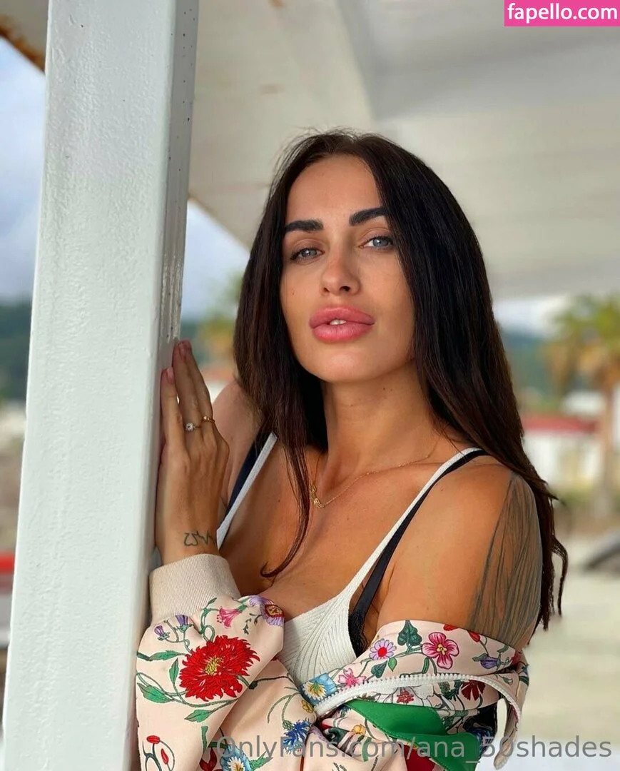 ana_50shades Onlyfans Photo Gallery 