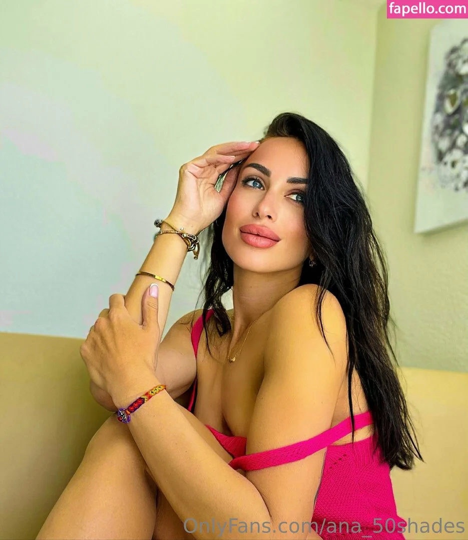 ana_50shades Onlyfans Photo Gallery 