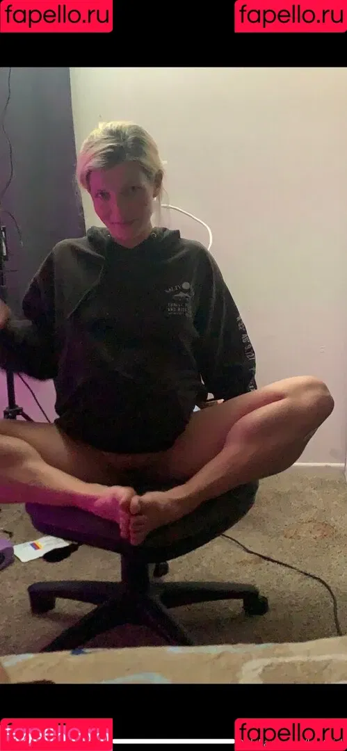 kendraheaux Onlyfans Photo Gallery 