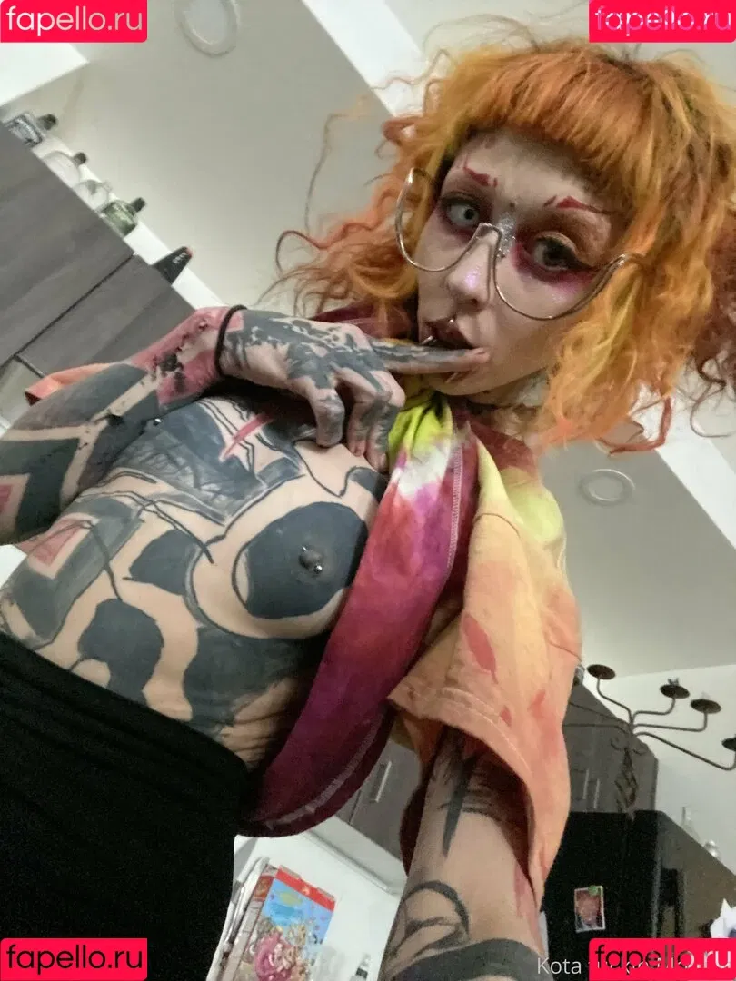 kota_morgue Onlyfans Photo Gallery 