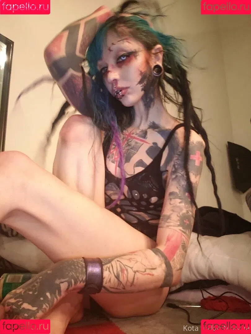 kota_morgue Onlyfans Photo Gallery 