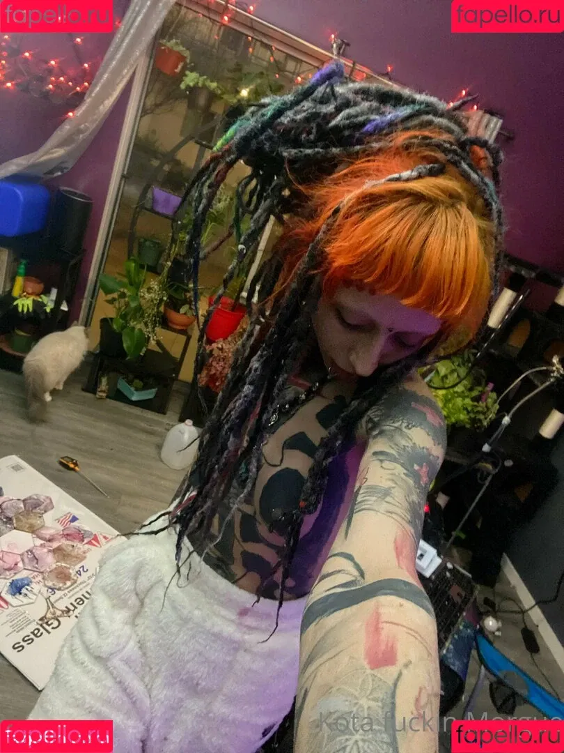 kota_morgue Onlyfans Photo Gallery 