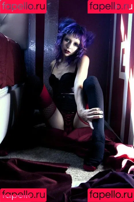 kota_morgue Onlyfans Photo Gallery 