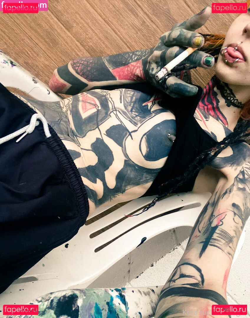 kota_morgue Onlyfans Photo Gallery 