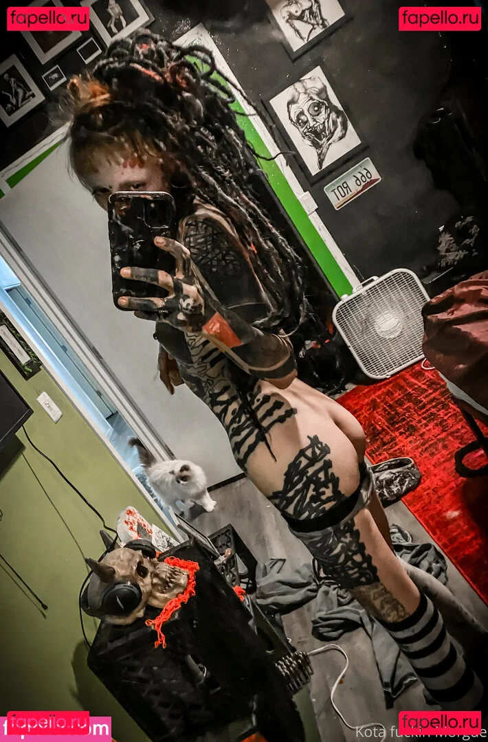 kota_morgue Onlyfans Photo Gallery 