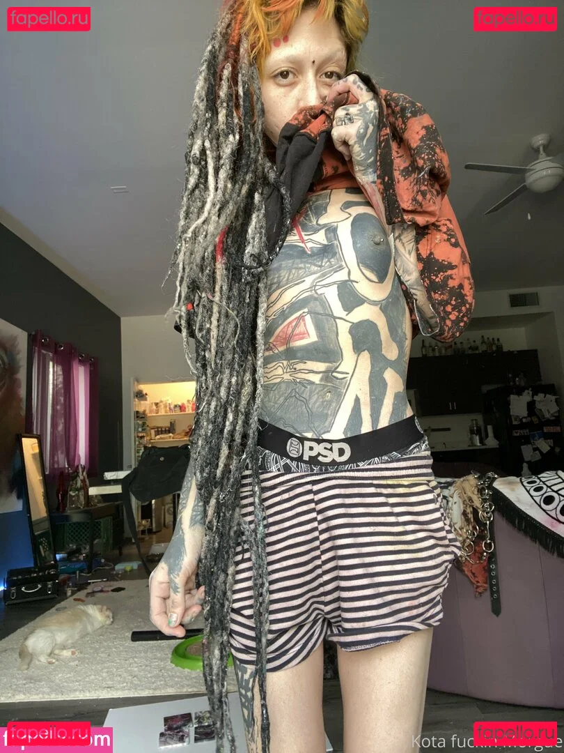 kota_morgue Onlyfans Photo Gallery 