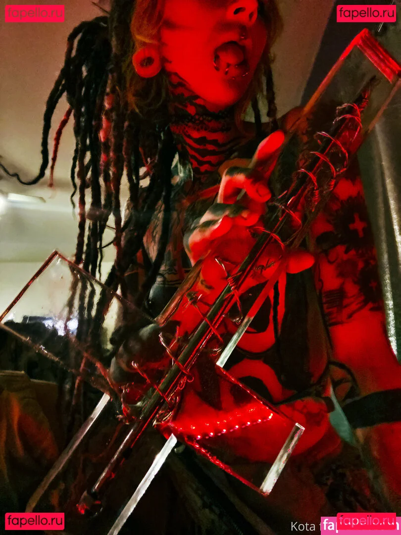 kota_morgue Onlyfans Photo Gallery 