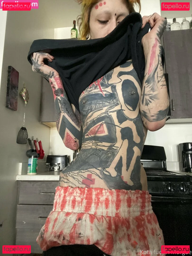 kota_morgue Onlyfans Photo Gallery 
