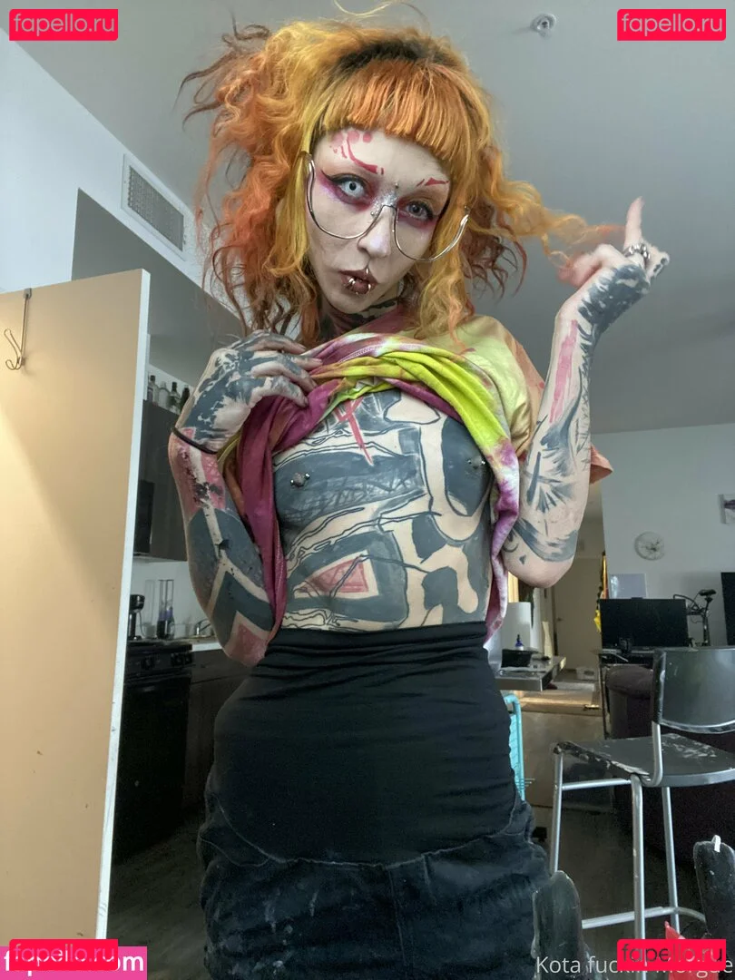 kota_morgue Onlyfans Photo Gallery 