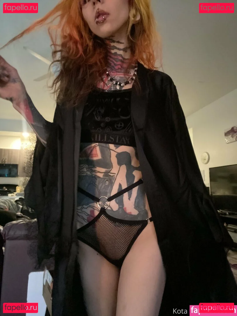 kota_morgue Onlyfans Photo Gallery 