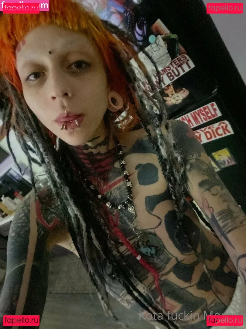 kota_morgue Onlyfans Photo Gallery 