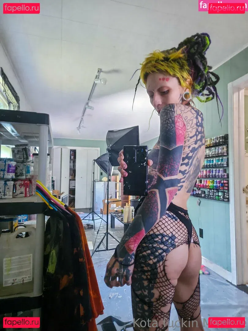 kota_morgue Onlyfans Photo Gallery 