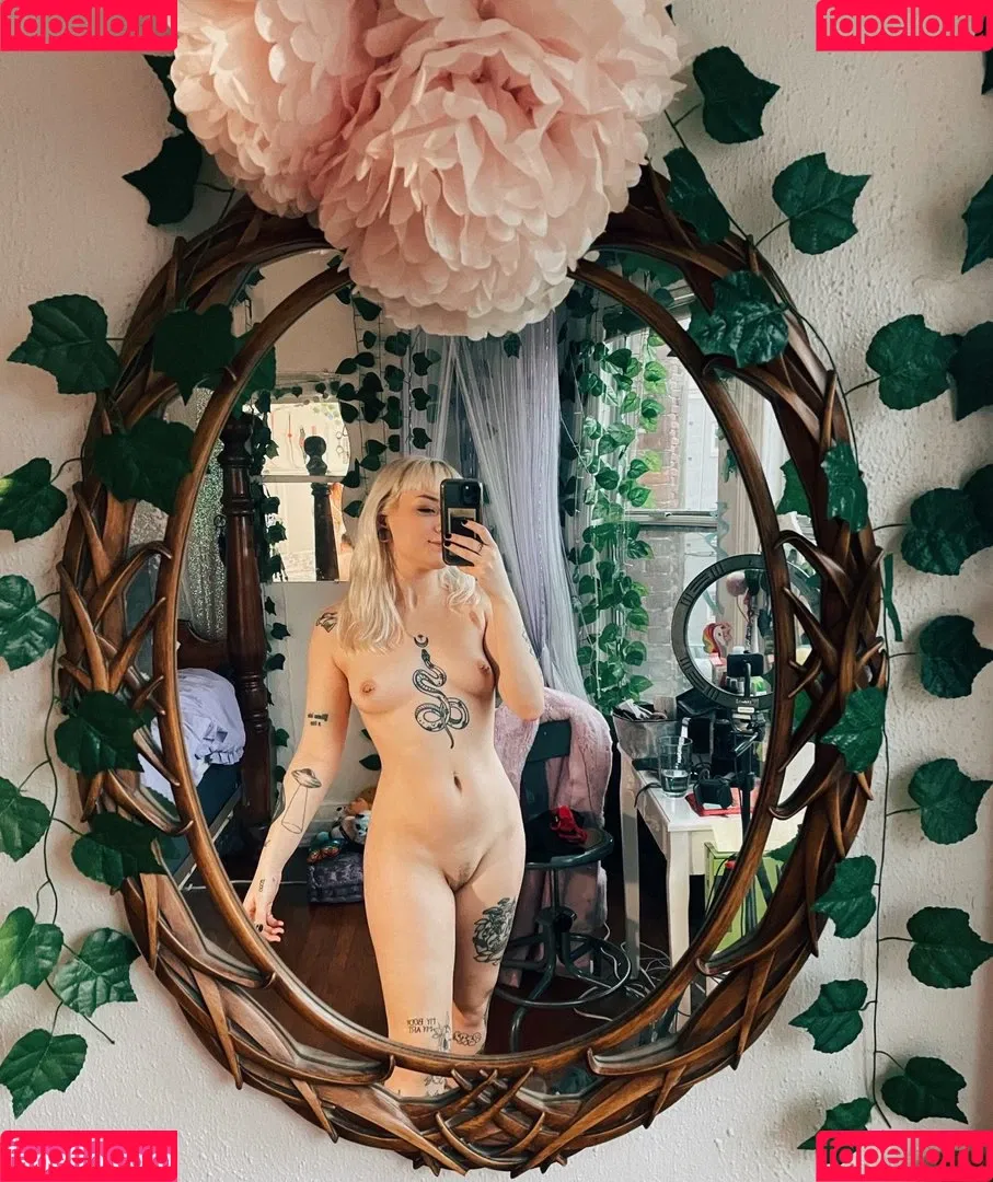 Naomi Nash Onlyfans Photo Gallery 