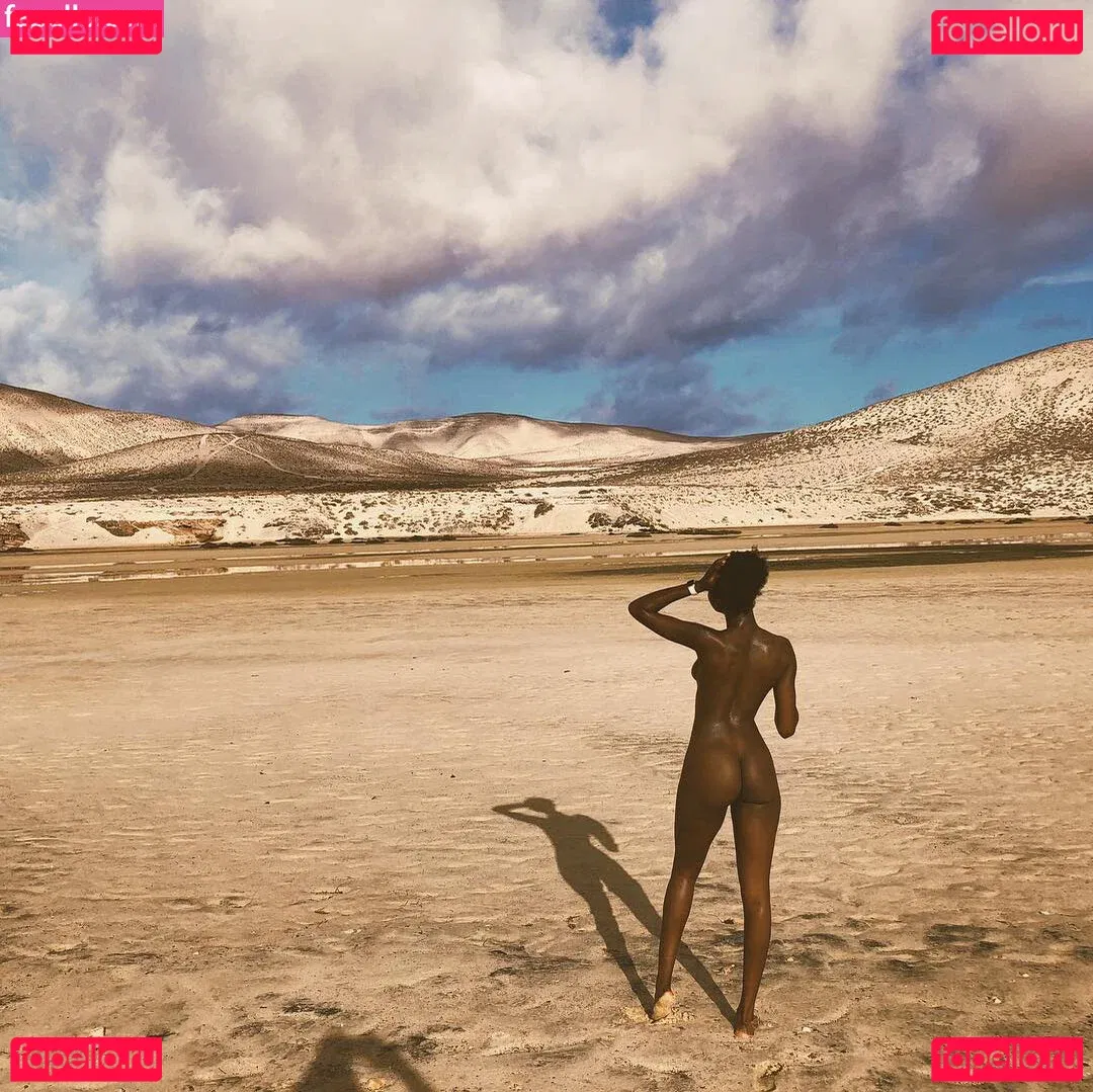 Naomi Nash Onlyfans Photo Gallery 