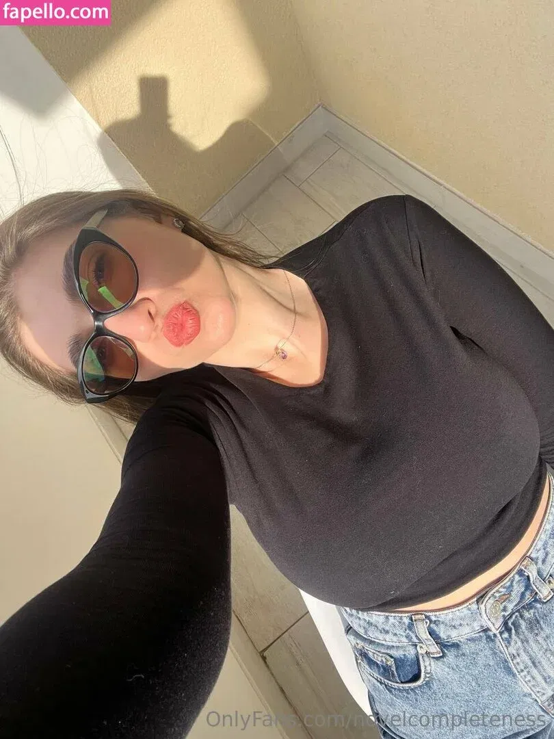 novelcompleteness Onlyfans Photo Gallery 