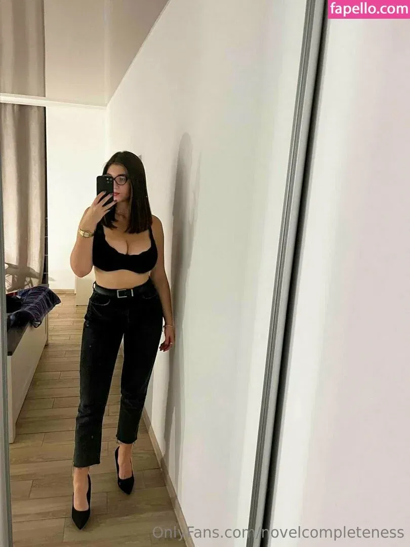 novelcompleteness Onlyfans Photo Gallery 