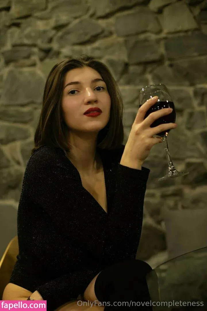 novelcompleteness Onlyfans Photo Gallery 