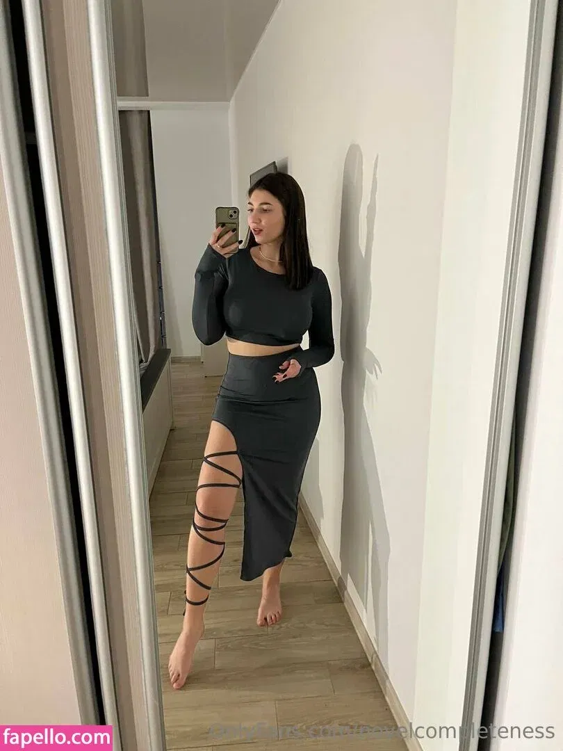 novelcompleteness Onlyfans Photo Gallery 