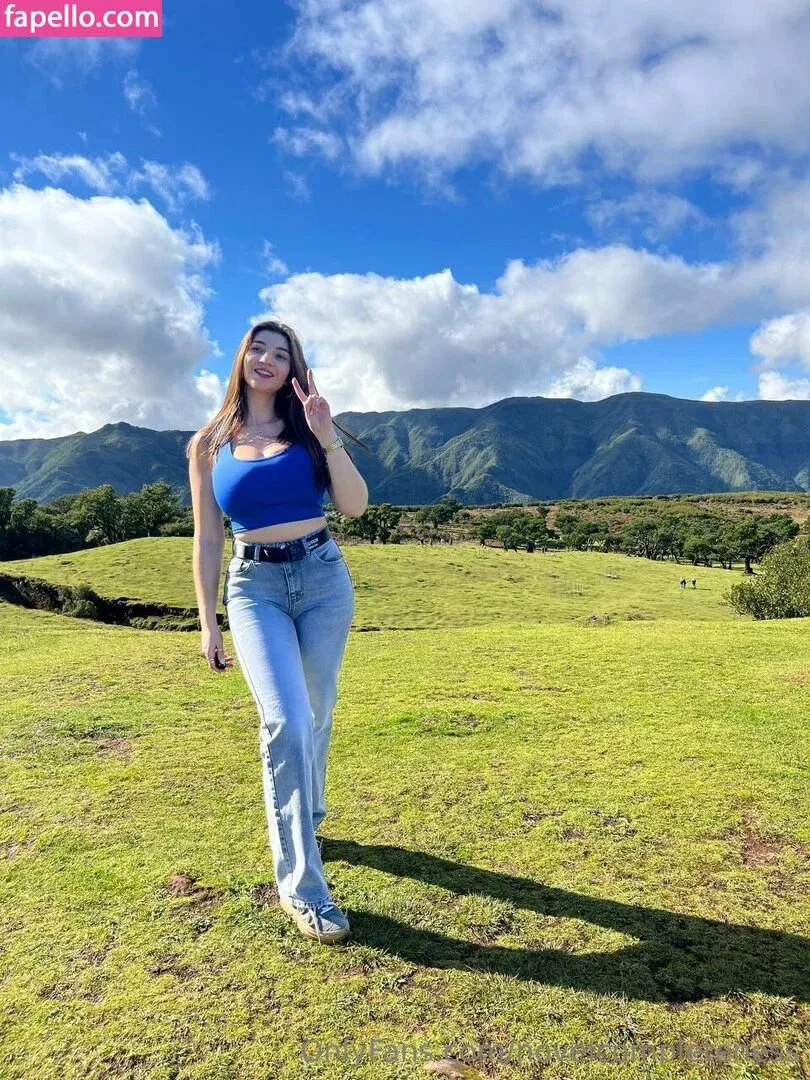 novelcompleteness Onlyfans Photo Gallery 