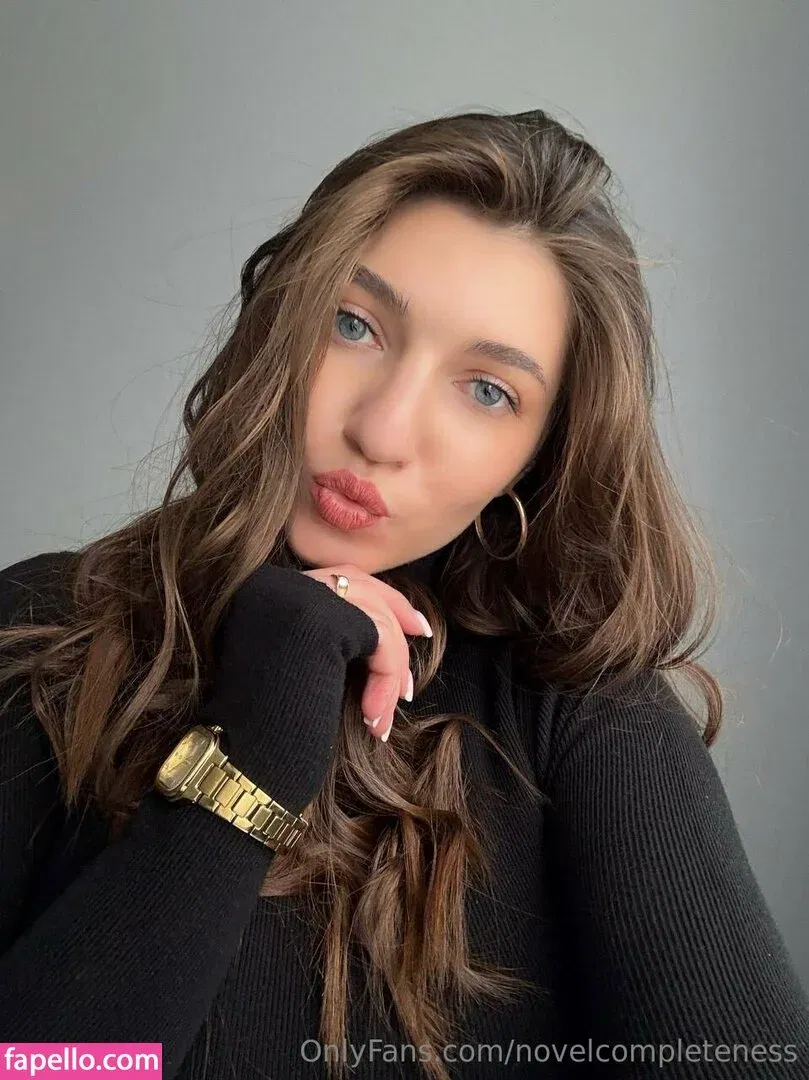 novelcompleteness Onlyfans Photo Gallery 