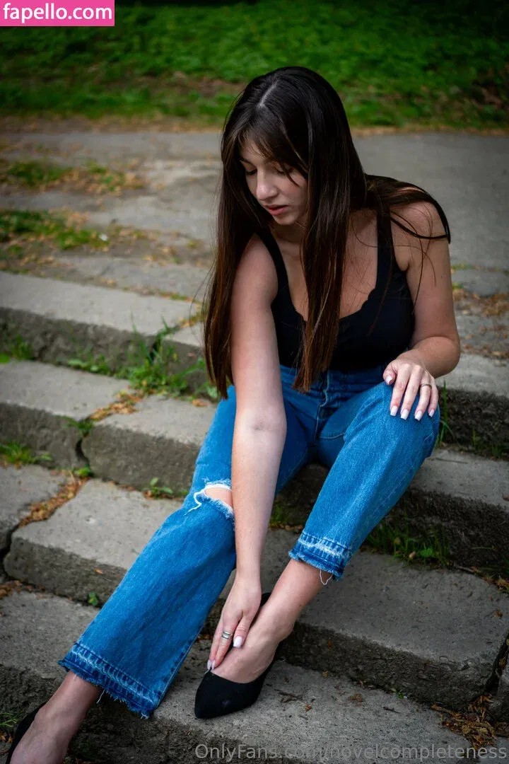 novelcompleteness Onlyfans Photo Gallery 