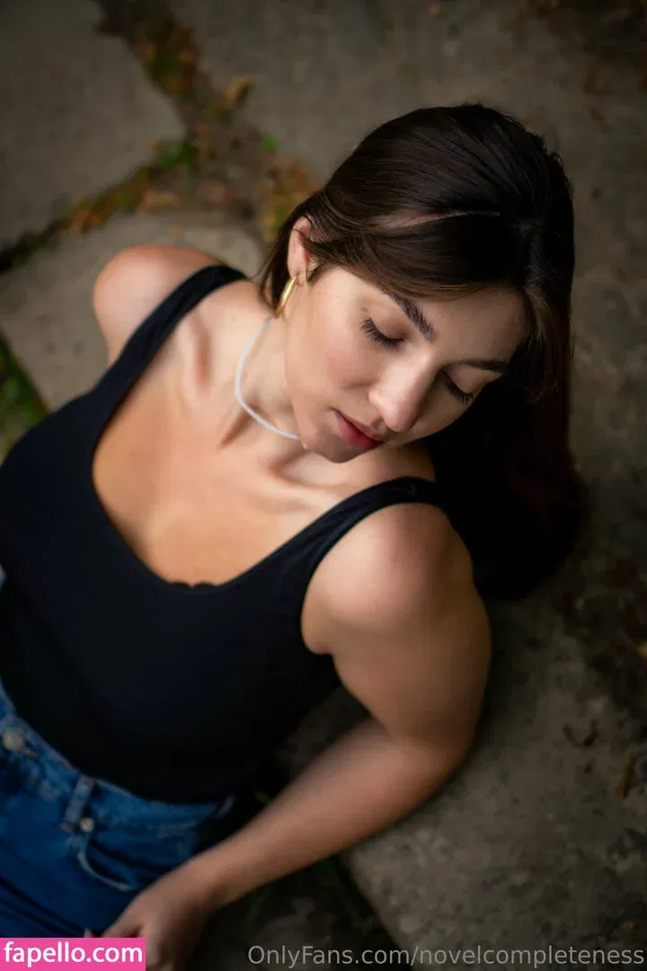 novelcompleteness Onlyfans Photo Gallery 