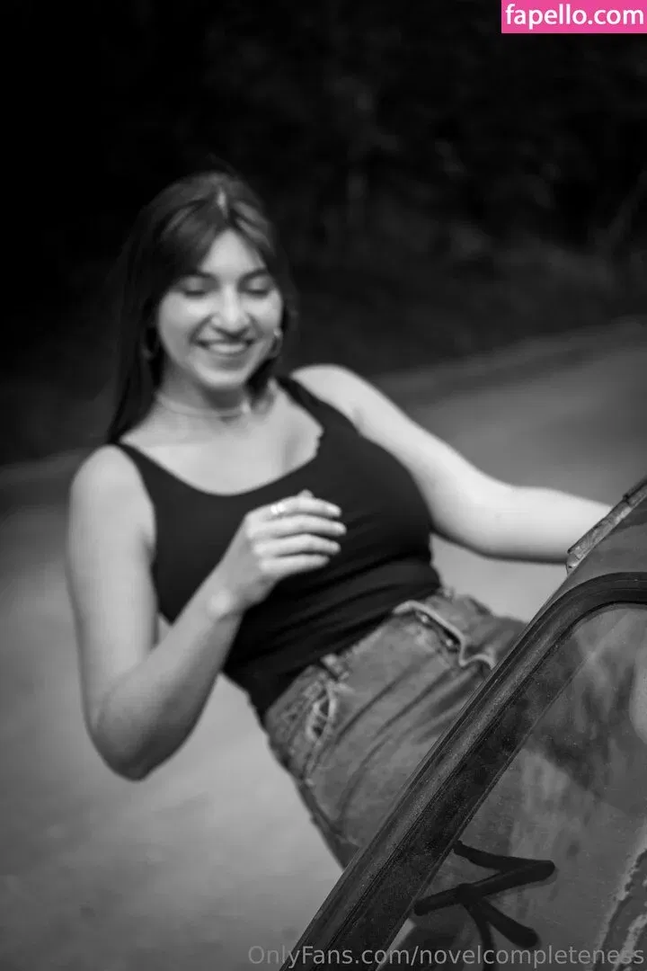 novelcompleteness Onlyfans Photo Gallery 