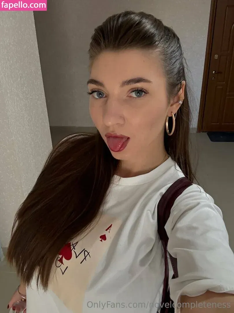 novelcompleteness Onlyfans Photo Gallery 