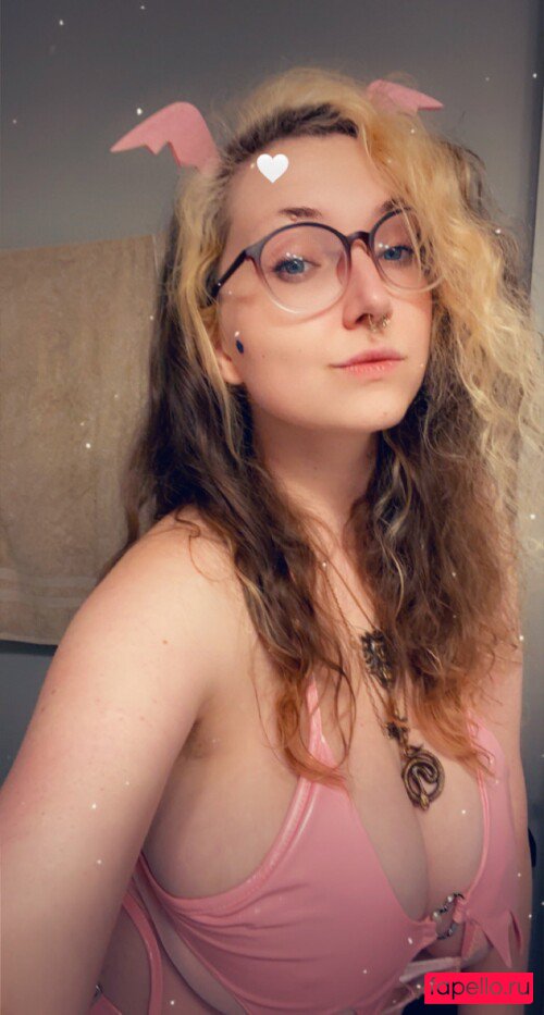 Calliope Rossi Nude Onlyfans Photo 8