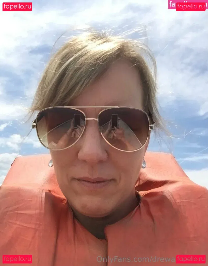 Drewandelena Onlyfans Photo Gallery 