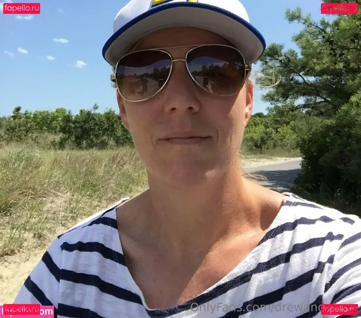 Drewandelena Onlyfans Photo Gallery 