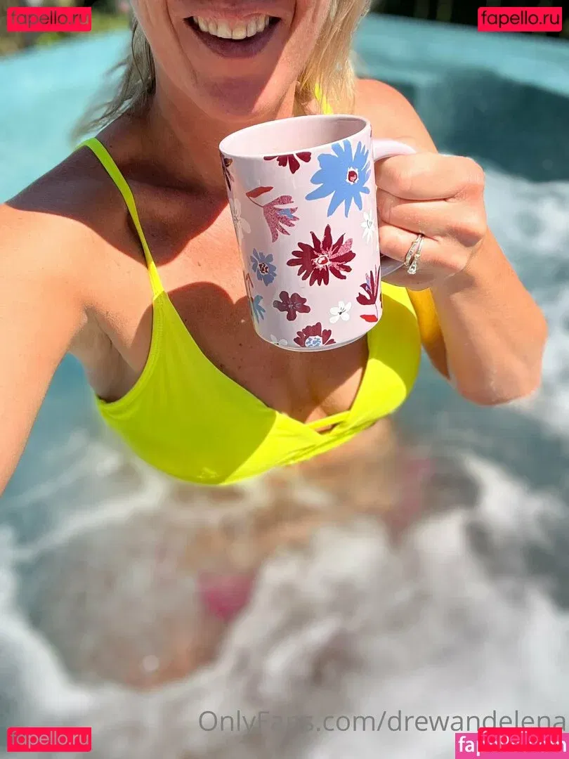 Drewandelena Onlyfans Photo Gallery 