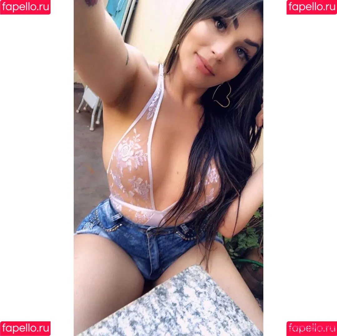 Giovana Teixeira Onlyfans Photo Gallery 
