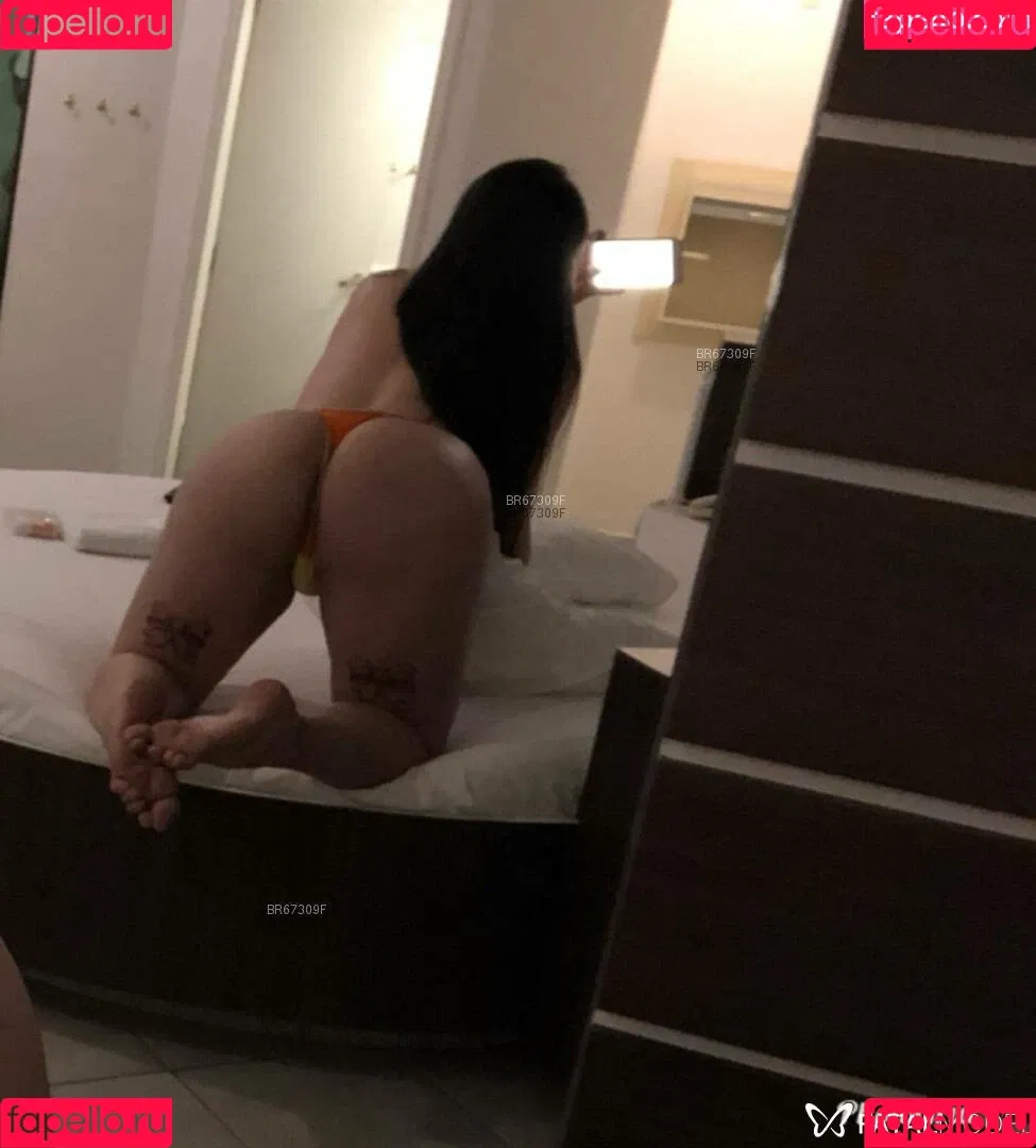 Giovana Teixeira Onlyfans Photo Gallery 
