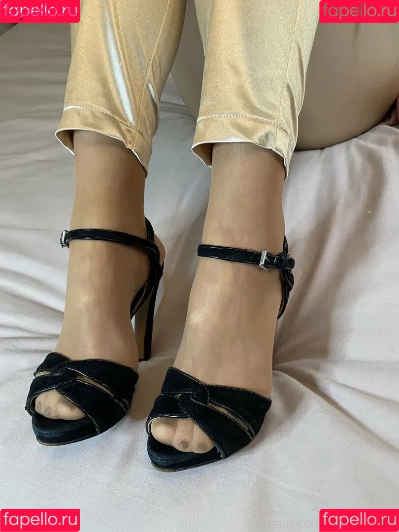 secretaryanna Onlyfans Photo Gallery 