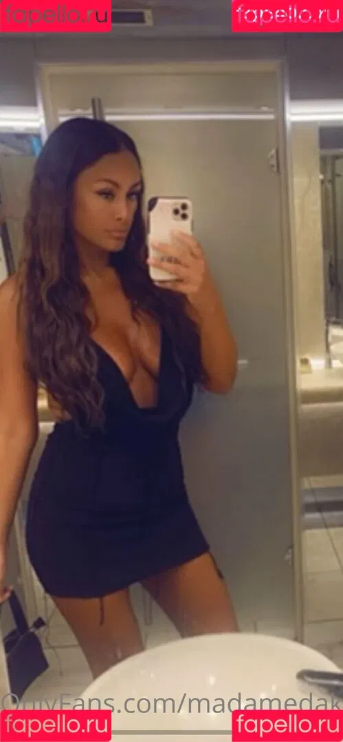 madamedakota Onlyfans Photo Gallery 