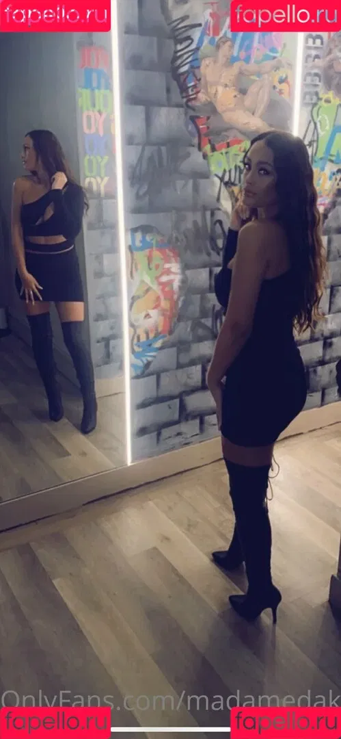 madamedakota Onlyfans Photo Gallery 