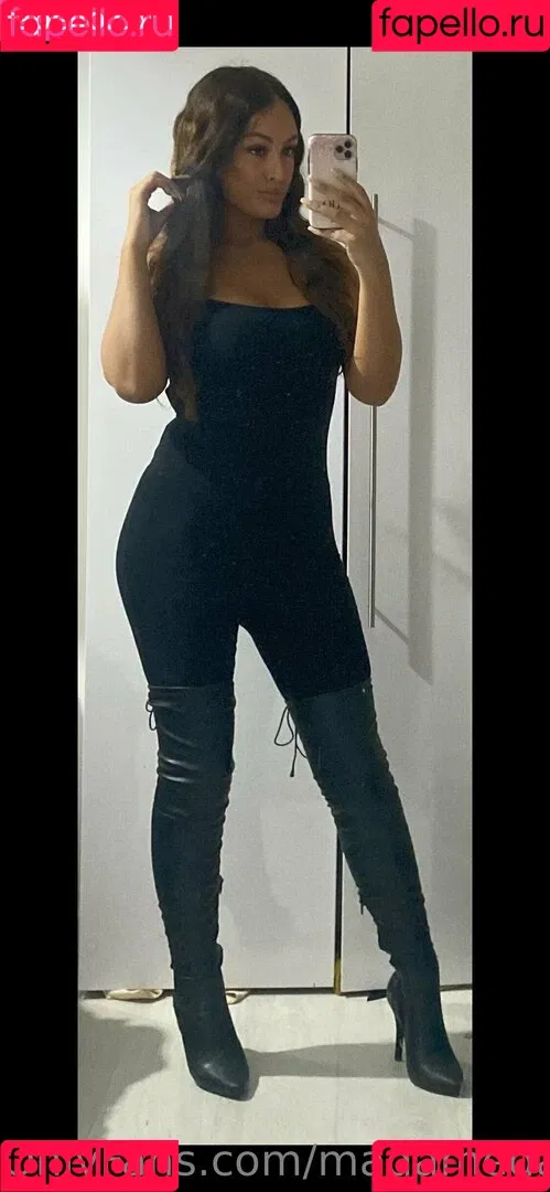 madamedakota Onlyfans Photo Gallery 