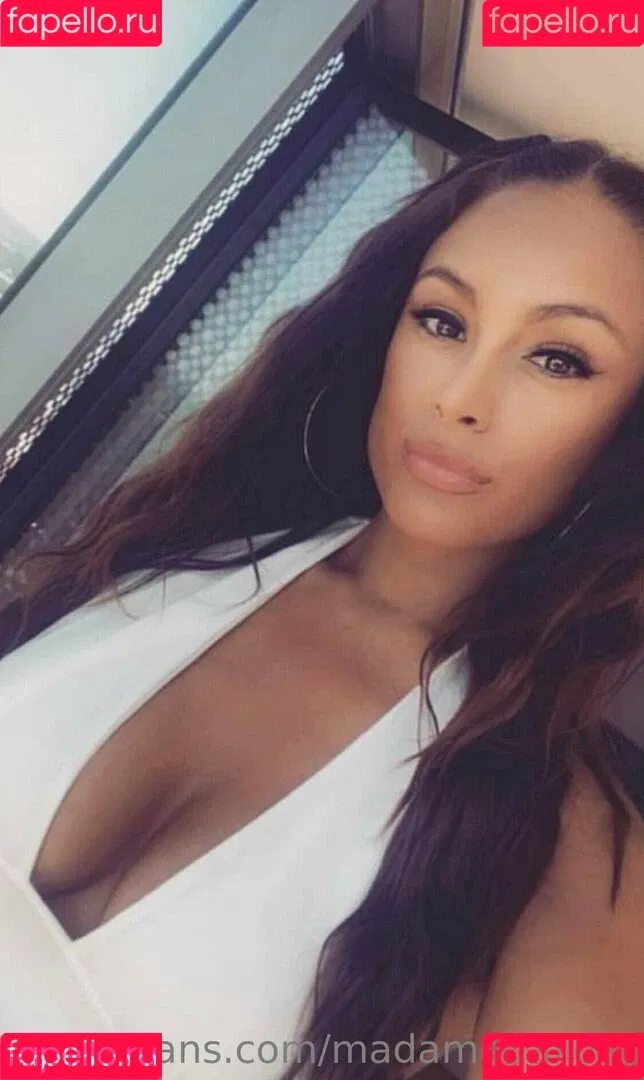 madamedakota Onlyfans Photo Gallery 