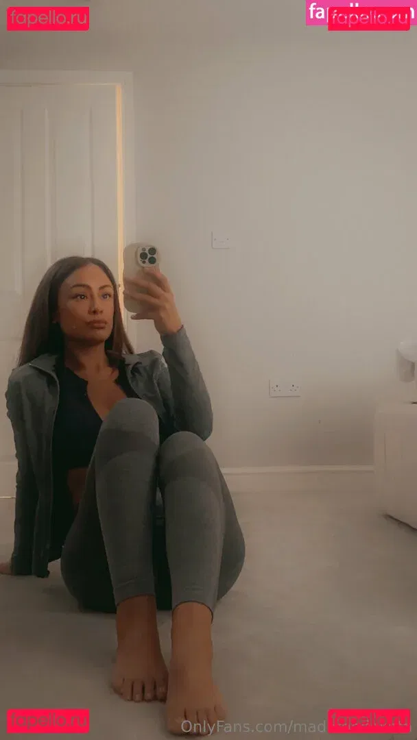 madamedakota Onlyfans Photo Gallery 