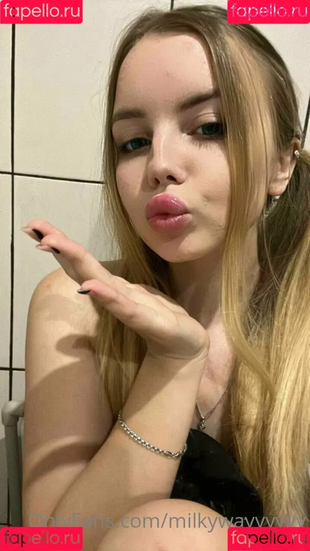 flora_belll Onlyfans Photo Gallery 
