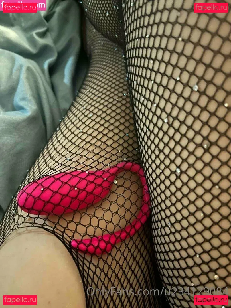 flora_belll Onlyfans Photo Gallery 