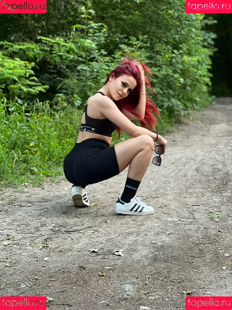 alinaelenafree Onlyfans Photo Gallery 