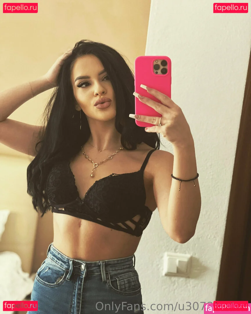 alinaelenafree Onlyfans Photo Gallery 