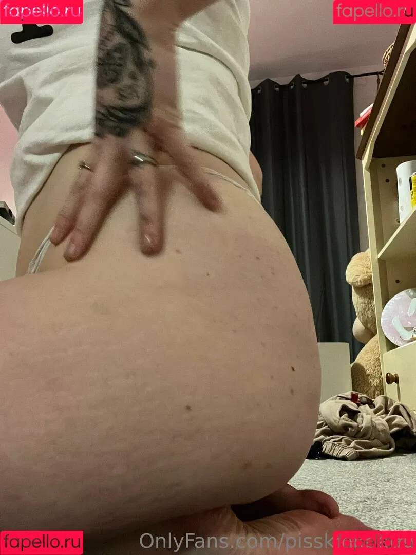 pisskinkbaby Onlyfans Photo Gallery 