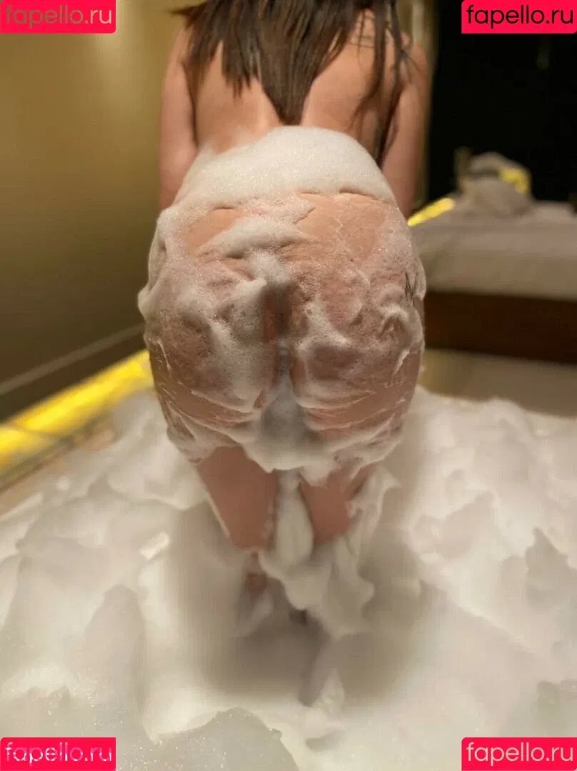 Daphne_159_ Onlyfans Photo Gallery 