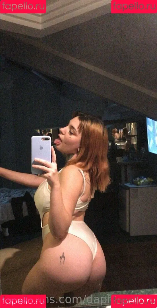 Daphne_159_ Onlyfans Photo Gallery 